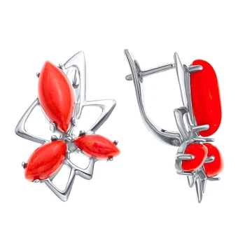 

Earrings made of silver with coral and coral Sint.