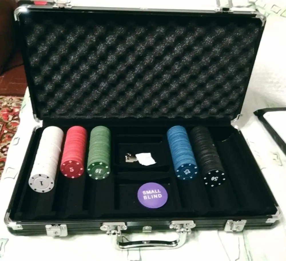 HeavyDuty Aluminum Poker Chip Suitcase 100/200/300/400/500 Pcs Poker
