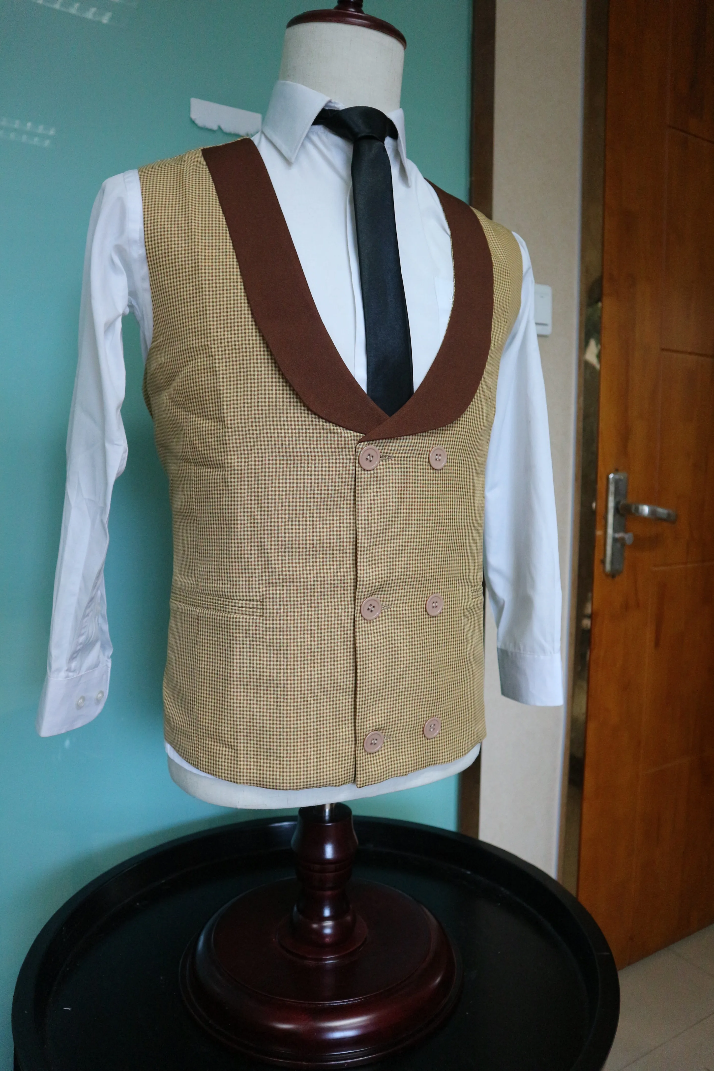 Groom Tuxedos Groomsmen Suits Best Man Wear Mens Wedding Suits Bridegroom Business Dinner Suits(Jacket+Pants+Vest)