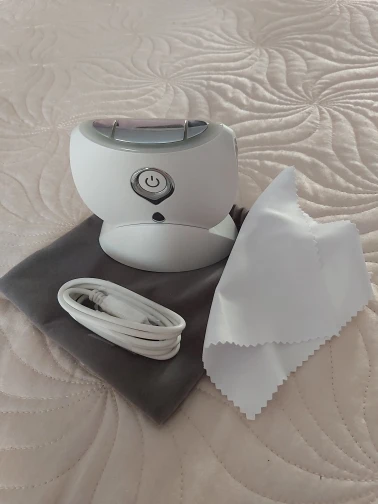 Отзыв о товаре Массажер для шеи OKACHI GLIYA, 2021 г., для массажа лица, разглаживания и удаления морщин, вибрация, холодный и горячий компресс, светодиодная подсветка, EMS терапия от пользователя S***a