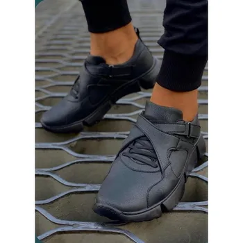 

Chekich Male Sports Shoes 071 Black