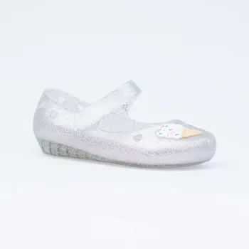 

335000-01 beach shoes