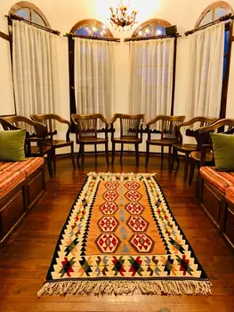 

North Turkish Hand Woven Antolian Kilim Rug & Carpet