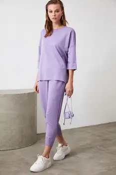 

Trendyol Knit Bottom-Top Knitted Suit TWOAW21AU0032