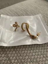 Artilady-Conjunto de 2 uds. De pendientes de clip para mujer, color dorado, accesorios de piedra de serpiente, pendiente con abalorio