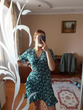 Vestido corto femenino de verano con estampado Floral y manga corta, minivestido Sexy con volantes para mujer, escote triangular, 2020