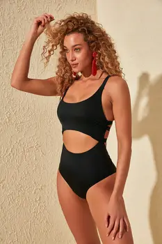 

Trendyol Back Detailed Swimsuit TBESS20MA0026