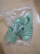 Los niños de verano sandalias de niño, los niños antideslizante zapatos de princesa Zapatos Niños caramelo zapatos Jelly de playa chica niños Casual romano zapatillas