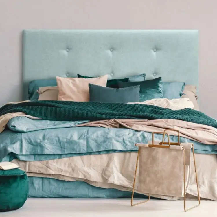 Testiera Imbottita Anti-Sbavature Parénides (Altezza 120 Cm - Boton Swarovski), Trasporto Gratuito