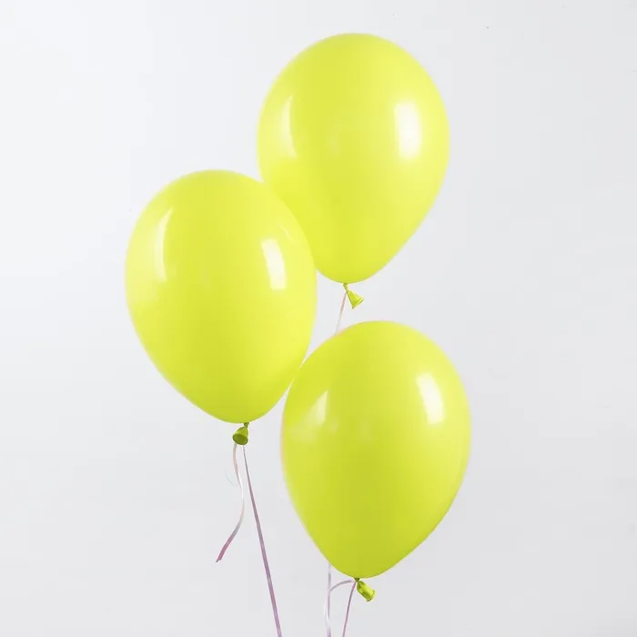 желтый шарик. воздушный шар желтого цвета. воздушный шарик. желтый воздушный шар. предметы желтого цвета.