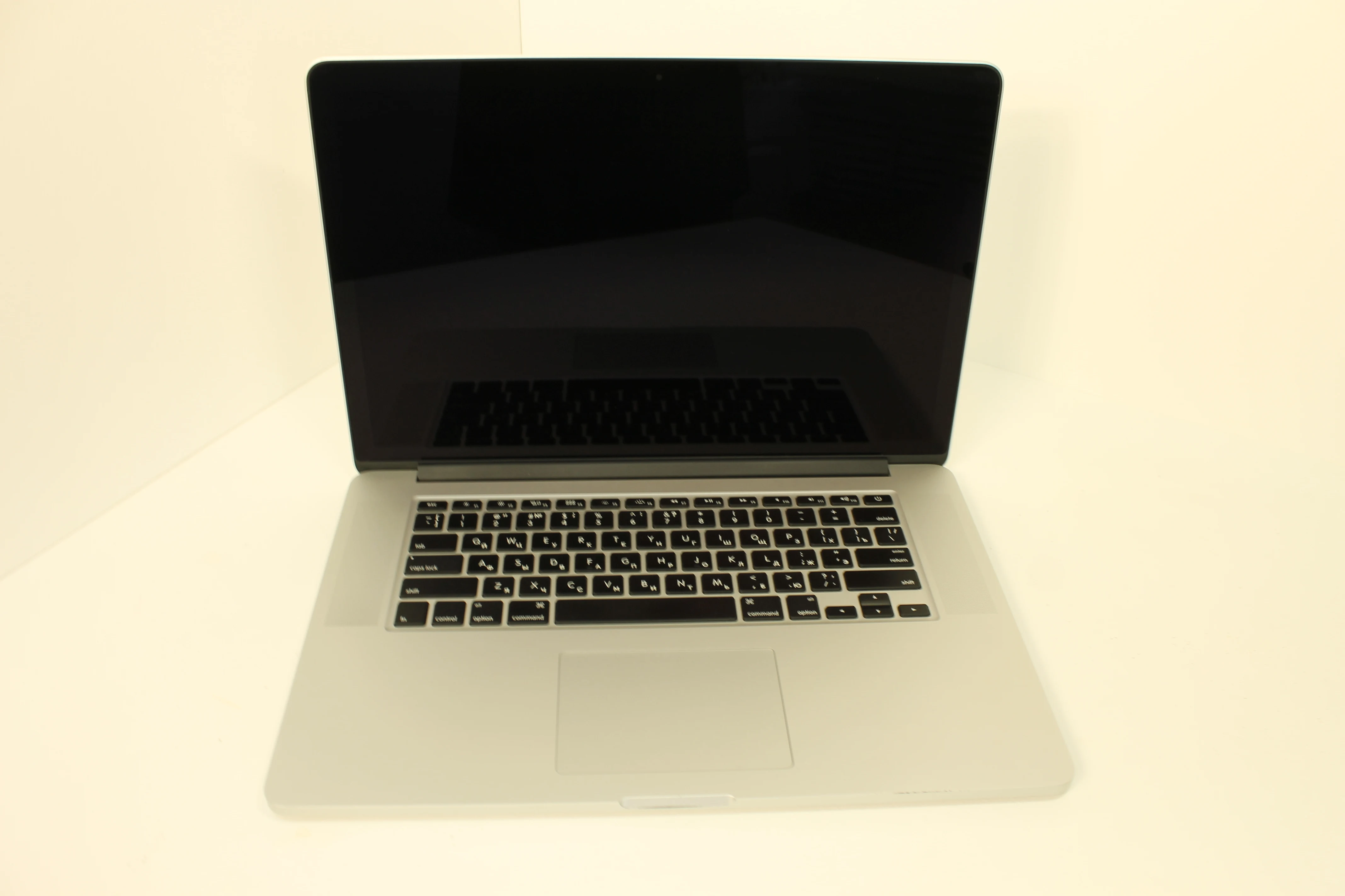 Ноутбук Macbook APPLE Pro 15" i7