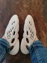 Sandalias de verano para niños, zapatos de malla suave, zapatillas de playa, chanclas de camuflaje, calzado para jardín para niñas, corredores de espuma cómodos