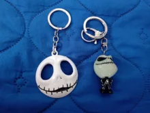 Llavero luminoso de película, joyería, llavero de esmalte de corazón, Cráneo, esqueleto, para coche, regalos de navidad