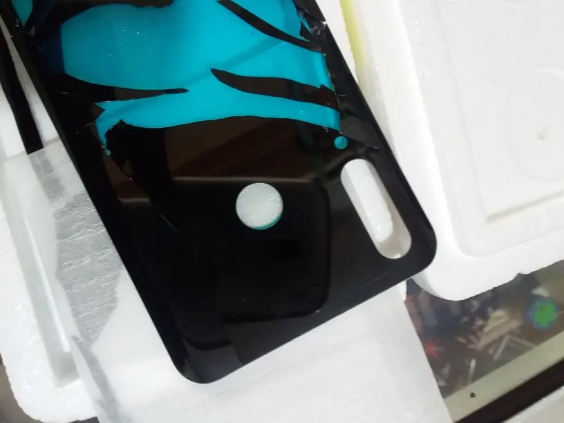 Отзыв о товаре Оригинальное заднее стекло для Huawei P30 Lite Крышка батарейного отсека задняя дверь Корпус чехол + объектив камеры Huawei Nova 4e P30 Lite Крышка батарейного отсека от пользователя E***e