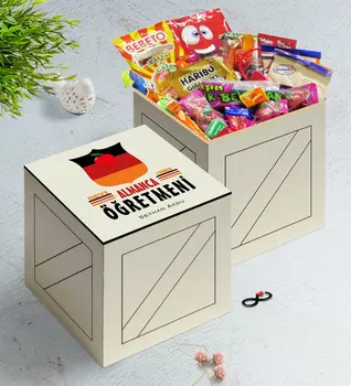 

Personalized German Teacher In Wooden Box Nostalgic Lezzetler Gift Set