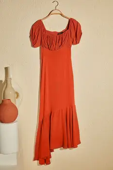 

Trendyol Shir Detailed Asymmetrical Dress TWOSS20EL2526