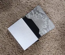 Bycobecy de tarjeta de crédito titular de la cartera de las mujeres de los hombres de Metal RFID Vintage bolso de cuero de poliuretano Crazy Horse Banco titular de caso