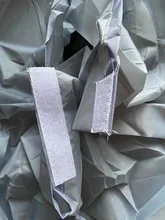 Ropa de peluquería para adultos, capa de corte de pelo transpirable tridimensional de 60cm, color gris medio, venta al por mayor