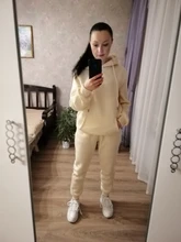 Sudaderas con capucha para hombre y mujer, trajes con forro polar rojo, pantalones de marca negra, chándal informal, traje de corredor, sudadera, Jersey