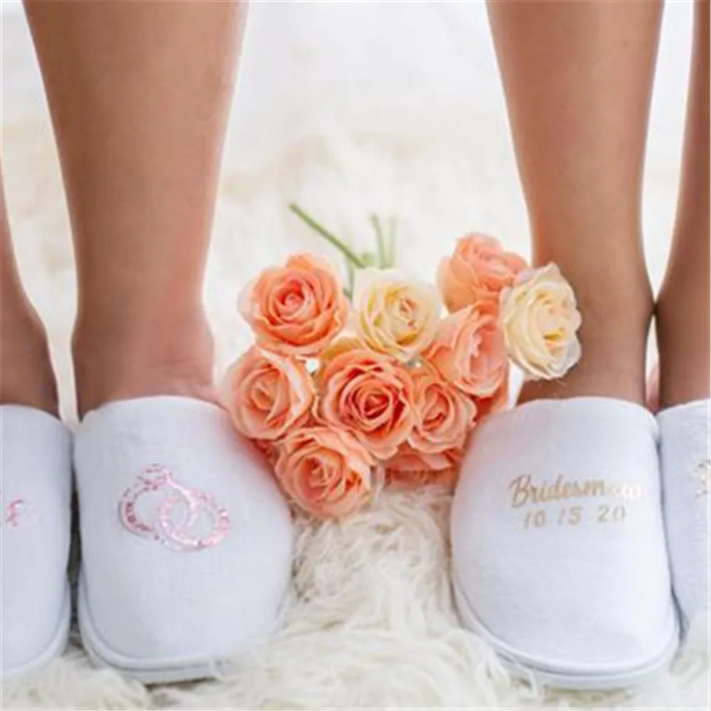 20 Personalized Wedding Gift Ideas For the Bride and Groom