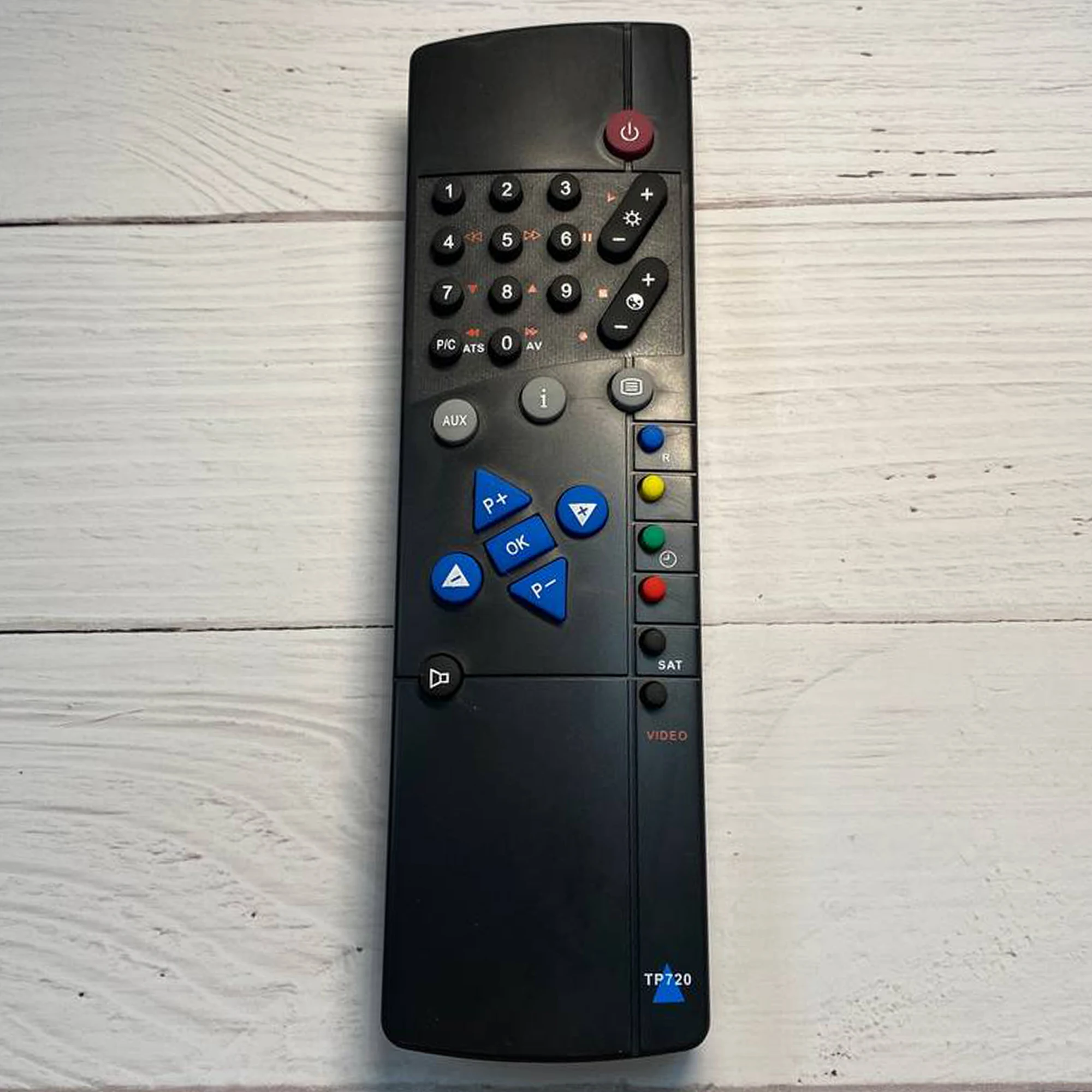 Пульт ДУ для Grundig TP - 720 TV GREENVILLE 37SP737 TEXT Lissabon SE5576 P27-649 P37-740 SAT SE63-650 ST55-725FT/GB |