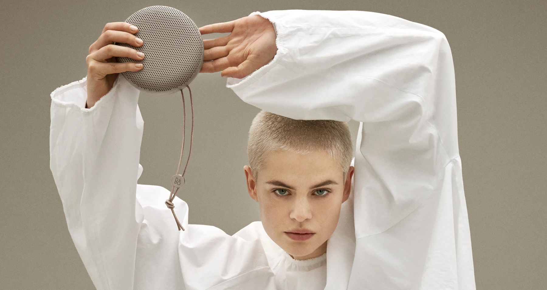 Портативная акустика Bang & Olufsen BeoPlay A1 (Clay)| |