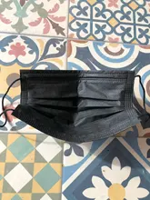 Mascarilla desechable de 3 capas, máscara facial de tela no tejida, antipolvo, con elásticos para las orejas, color negro, 10/50/100 Uds.