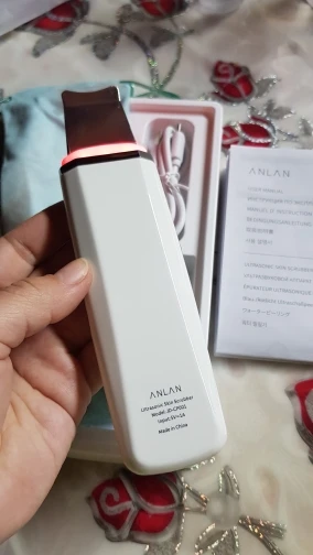 Отзыв о товаре ANLAN Ультразвуковой скрабер скруббер, ионная лопатка для чистки лица, пилинг, лифтинг для лица, удаление угрей, терапия красным светом для удаления черных точек blackhead remover узи чистка ультразвуковая чистка лица от пользователя P***a