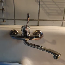 Accoona-grifo de cocina que se monta en la pared, mezcladores de cocina, grifo para fregadero de cocina, manguera Flexible giratoria de 360 grados, agujeros individuales, A5941