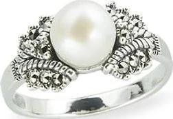 

Yuk marcasite ring with pearls and marcasites of silver
