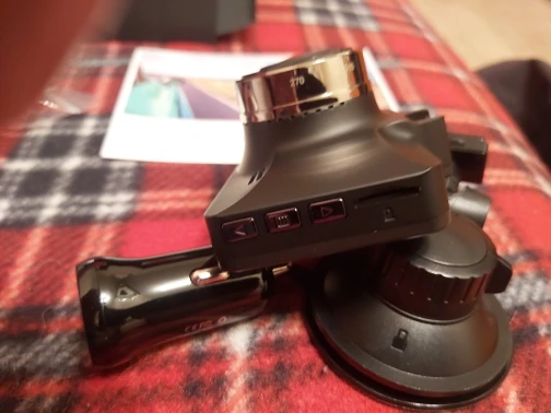 Отзыв о товаре Новейший видеорегистратор AZDOME M01 Pro FHD 1080P, 3-дюймовый видеорегистратор для вождения автомобиля, ночное видение, монитор для парковки, g-сенсор... от пользователя R***r