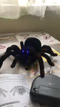 Control remoto para mascotas, simulación electrónica de tarantula, ojos brillantes, araña negra inteligente, 4 canales, broma, terrorífico, juguete para regalo