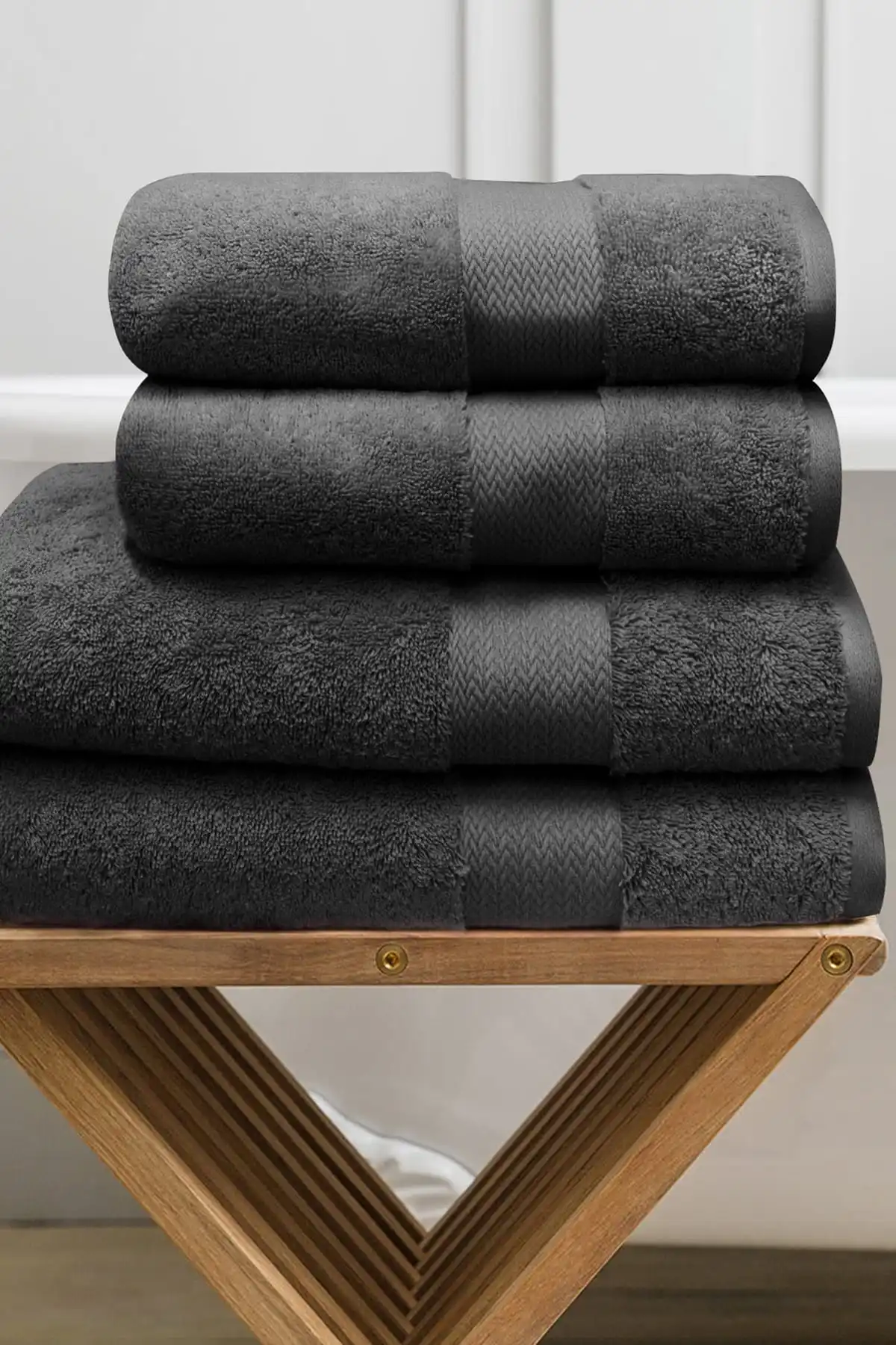 

Nakkısh Towel Set 4 Pieces