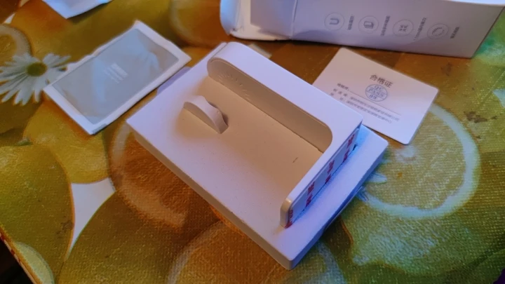 Отзыв о товаре Магнитная мыльница Xiaomi HL, магнитное крепление может выдержать 3 кг, подходит для различных настенных поверхностей от пользователя S***v