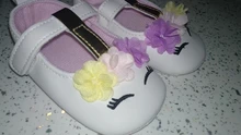 Zapatos de unicornio con flores para niñas pequeñas, calzado de piel sintética con suela blanda para cuna, primavera y otoño, de 0 a 18M, novedad de 2019