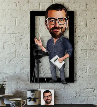 

Personalized Mr Director Caricature OF 3D Wood Tablo-1 Reliable Quality Custom Design Funny Fun Home Dekarasyon the gift