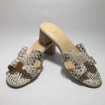 

Women Famous Brand Heeled Slippers Spring Summer Fashion Flip Flops Lightweight Comfy Sandals Real Genuine Leather Herms Shoes