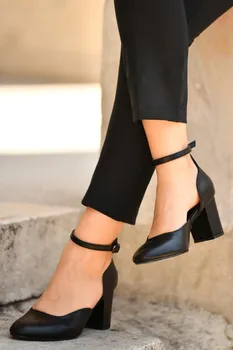 

Shania Black Brief High-Heeled Shoes Flock Sandals Square High Heels Pointed Toe 2020 Fashion Summer Women Shoes