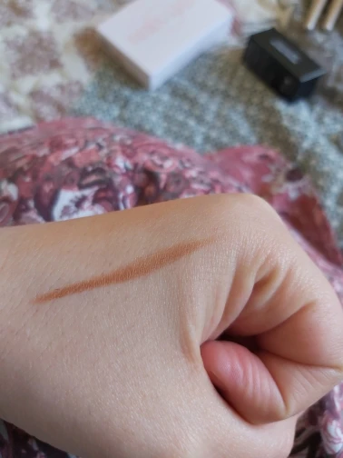 Focallure New Highlighter Stick All Over Shimmer Powder Creamy Texture Waterproof Silver Shimmer Light Makeup Concealer reviews №4 133326