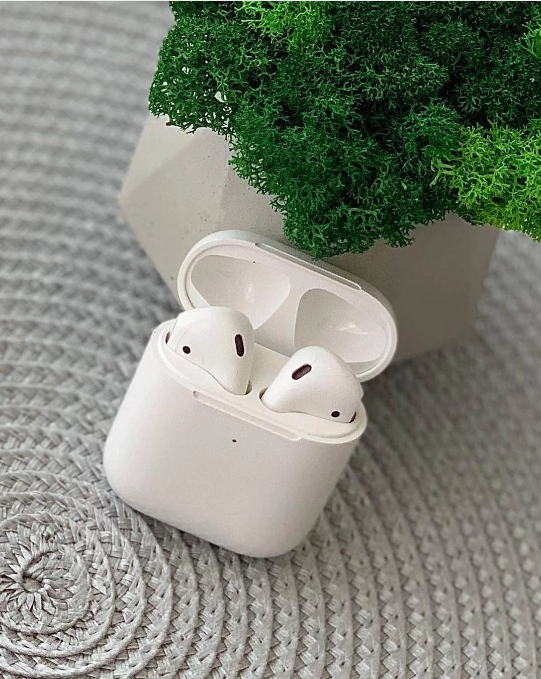 Беспроводные наушники AirPods 2 1в1 для iOS и Android анимация гравировки iphone samsung xiaomi
