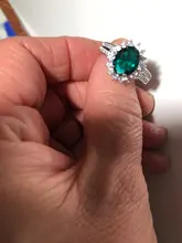 Huitan-anillos de boda de la serie de plantas románticas, anillo de compromiso de estilo europeo Vintage con piedra verde brillante, forma de flor de lujo