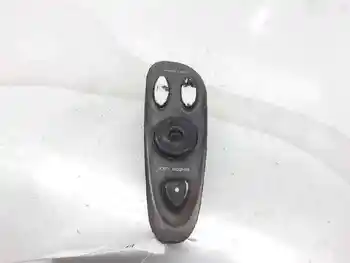 

9357027110 HYUNDAI COUPE front lift knob (RD)