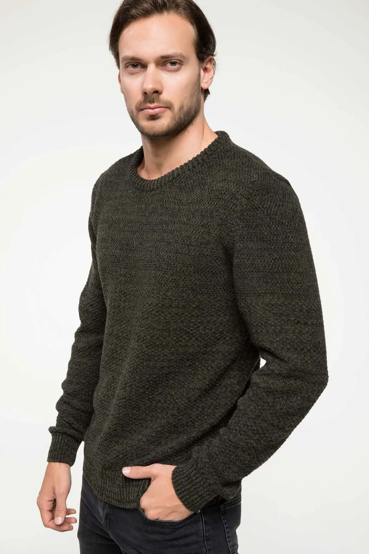 DeFacto мужской повседневный трикотажный пуловер с длинным рукавом, мужской осенний однотонный темный Топ с круглым вырезом, Cloth-H3465AZ18WN - Цвет: Черный