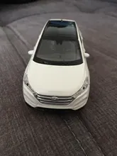 Modelo de coche de aleación para niños, escala 1:36, gran imitación, Hyundai Tucson, modelo de metal fundido a presión, regalo para niños, Envío Gratis