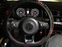 Accesorios de coche cubierta de la rueda en el volante de la trenza en la cubierta del volante del caso de suministros