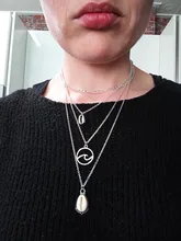 Collar de cadena multicapa con forma de luna de cristal para mujer, collar con colgantes de flores y elefante, con conchas bohemias, pendientes de estrellas