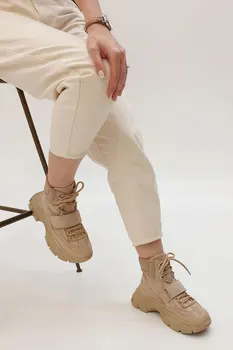 

Margin Women Akeva Wedges Sports Boots