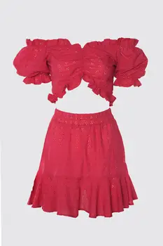 

Trendyol Embroidered Sub-Top Suit TBESS20AU0096