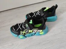 Zapatos de alta calidad para niños, zapatillas transpirables, ligeras, de fondo suave, para correr, Tenis infantiles