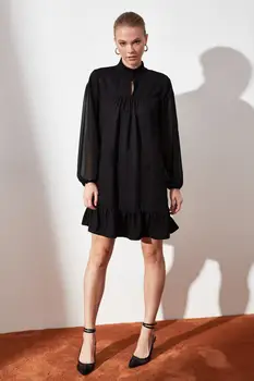 

Trendyol Sheer Neckline Ruffle Detail Dress TWOAW21EL1020